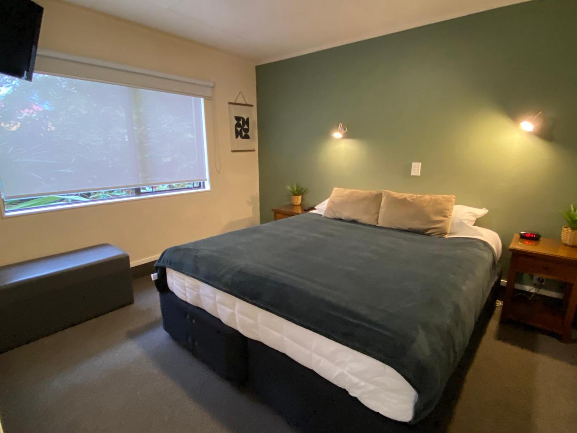 Commodore Motel Dunedin Bagian luar foto