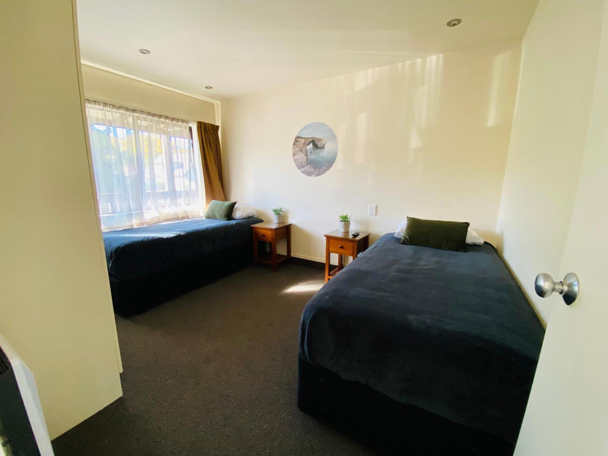 Commodore Motel Dunedin Bagian luar foto